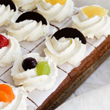 Afbeeldingen van Oranjekoek slagroom - 12 stuks