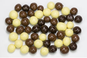 Afbeeldingen van Chocolade hazelnootballen - 200gr
